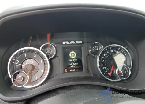 2024 Ram 2500 Big Horn из США, поврежденный, VIN 3C6UR5DL8RG154853